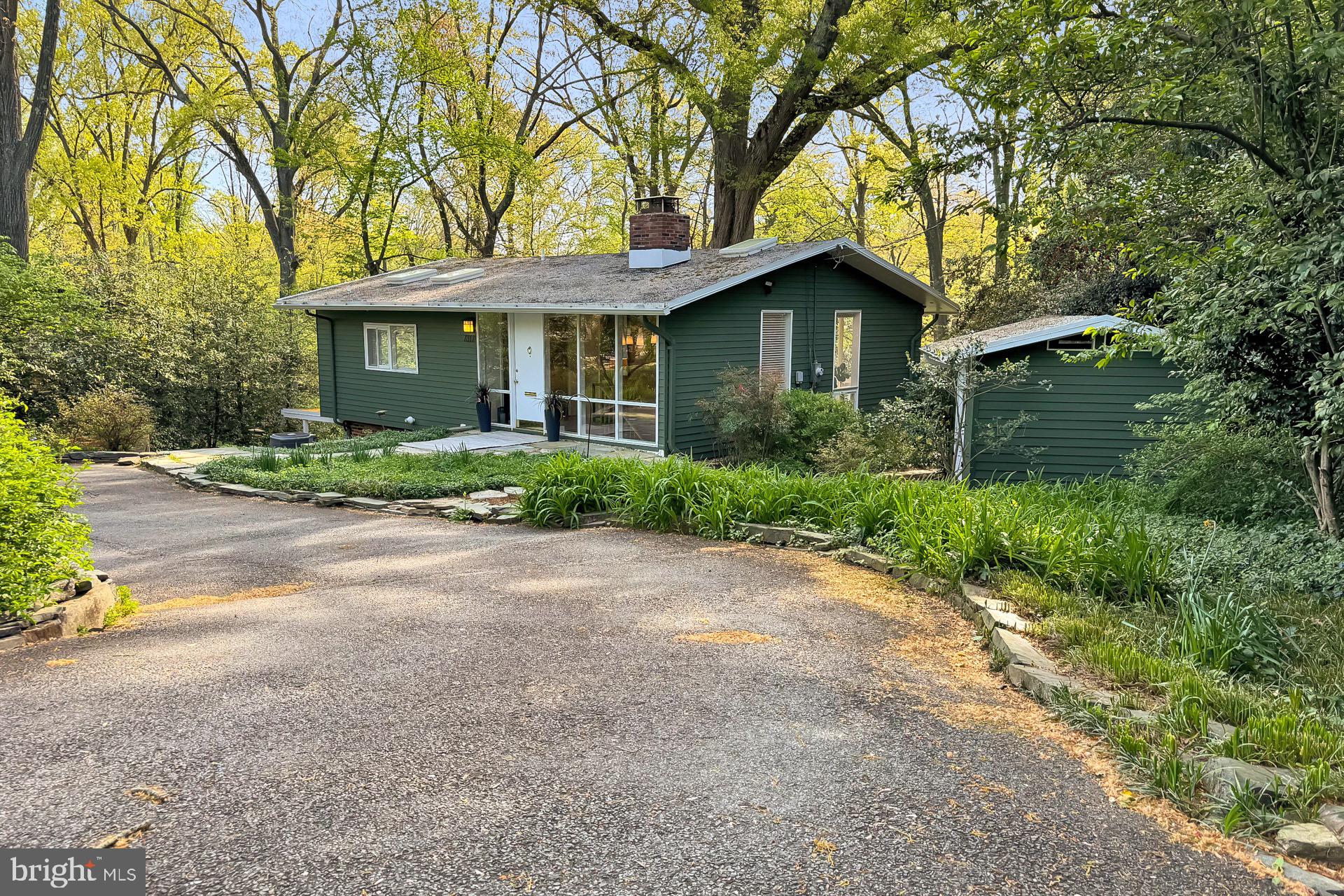 7317 Stafford Rd