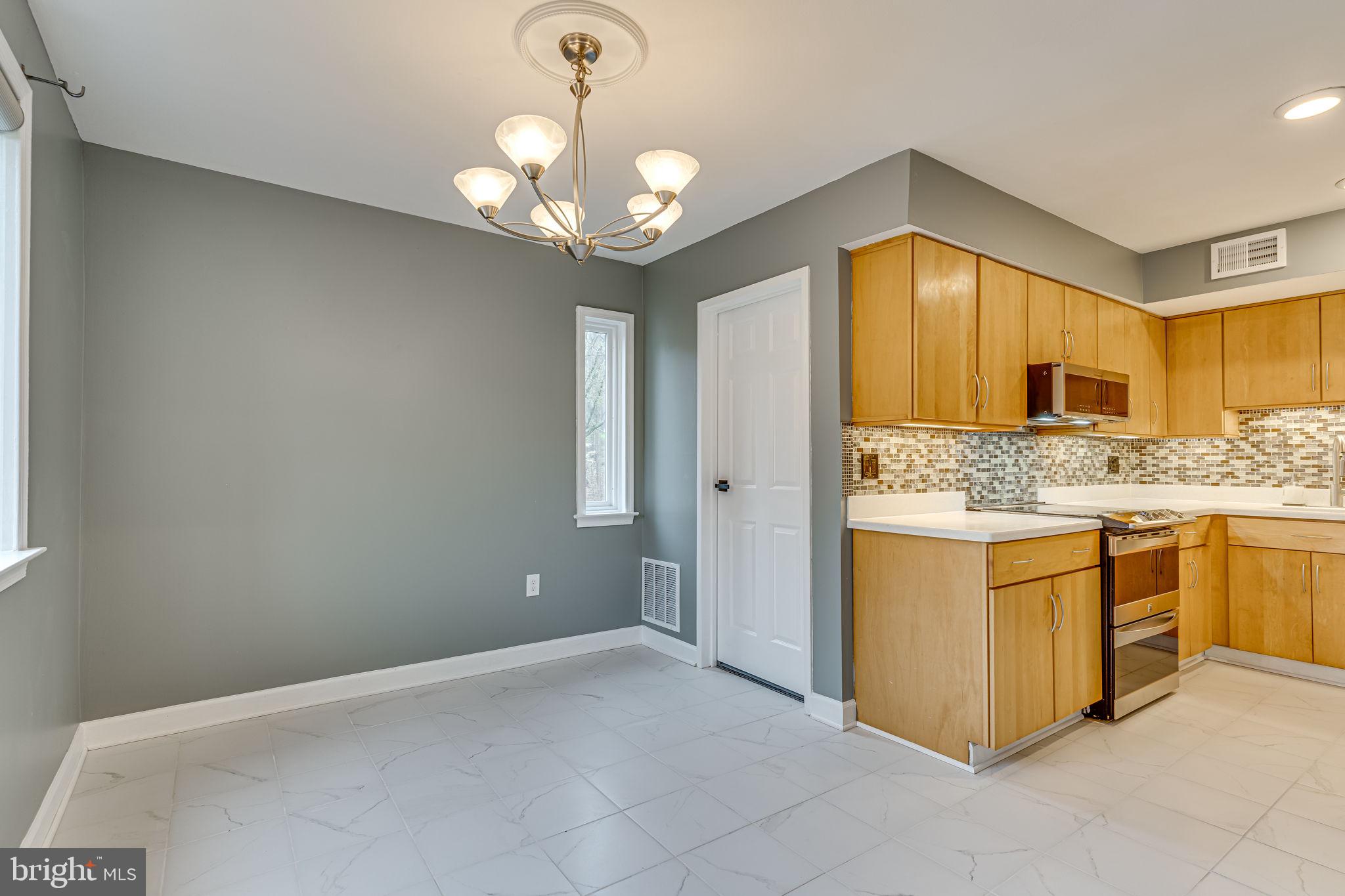 6752 Perry Penney Dr #116