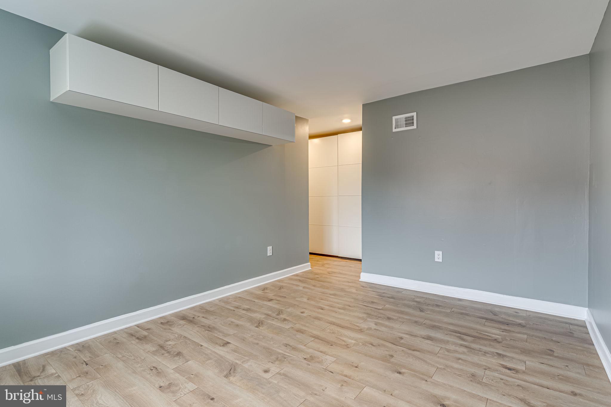 6752 Perry Penney Dr #116