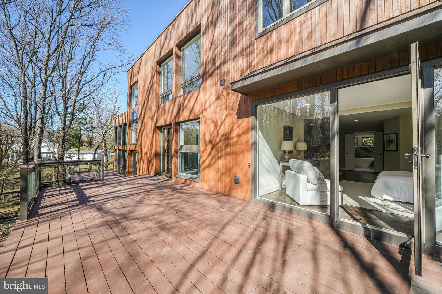 1402 Ingeborg Ct