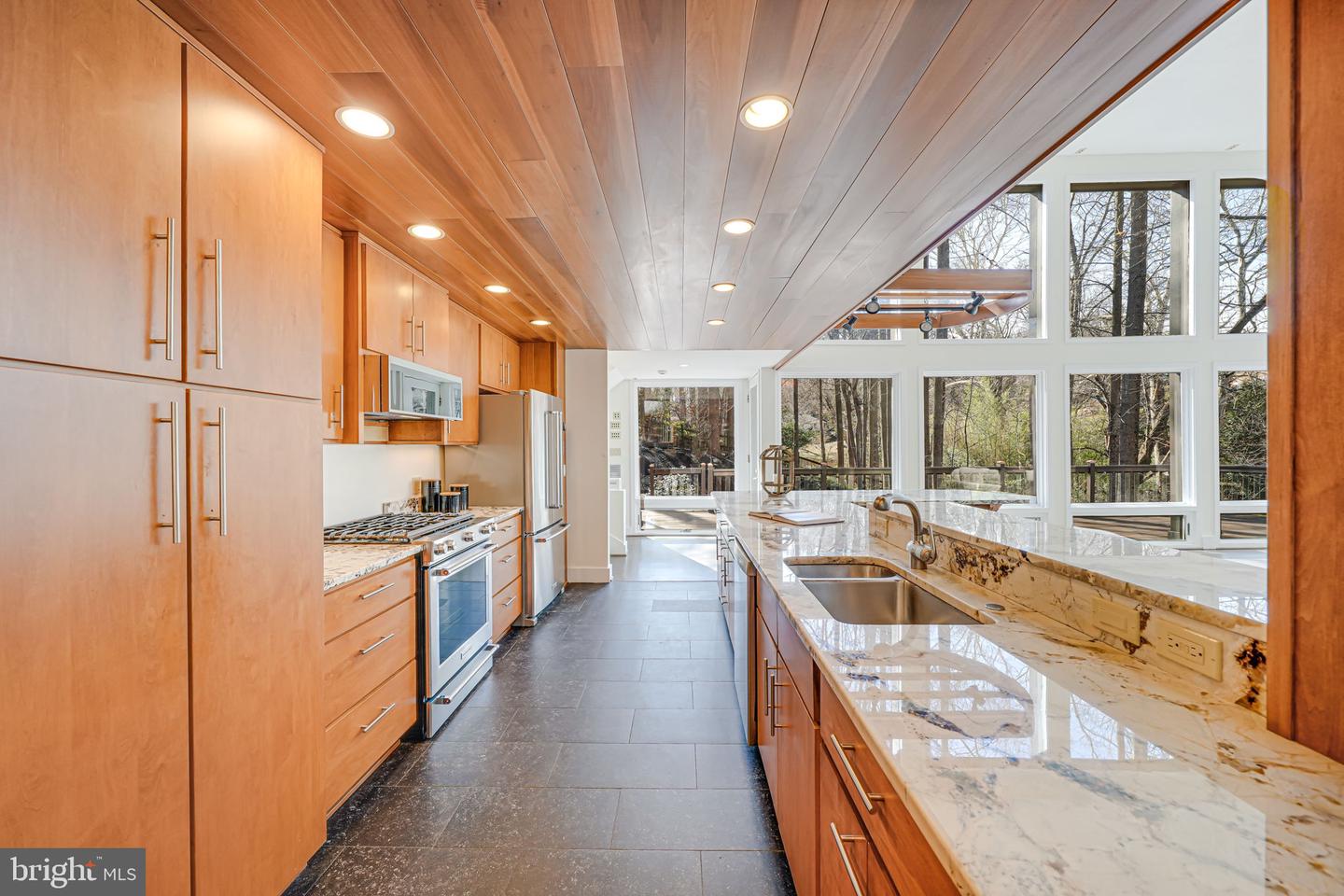 1402 Ingeborg Ct