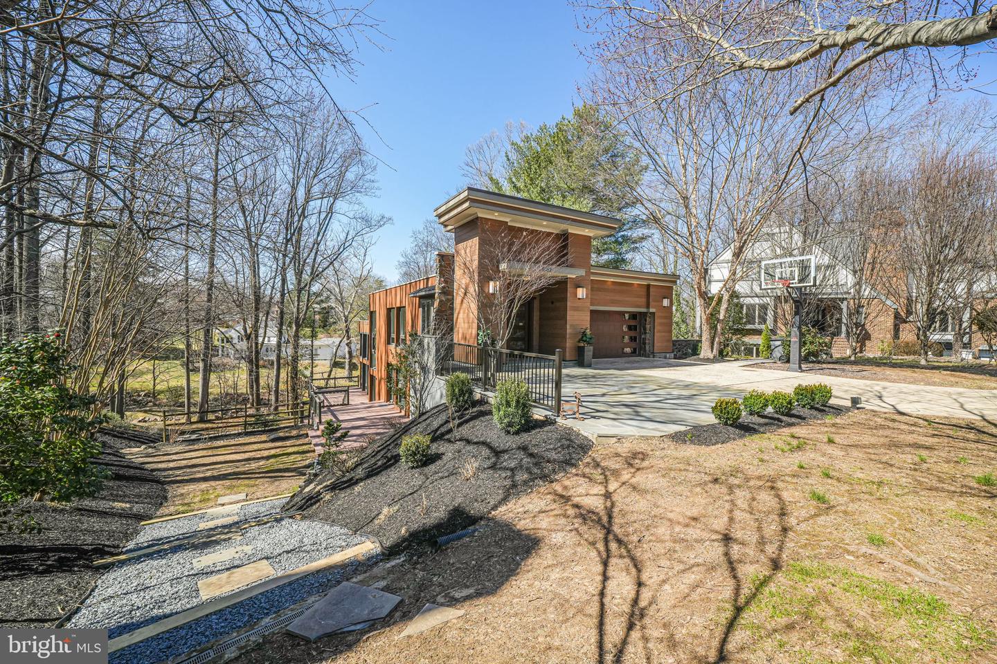 1402 Ingeborg Ct