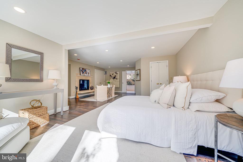 1402 Ingeborg Ct