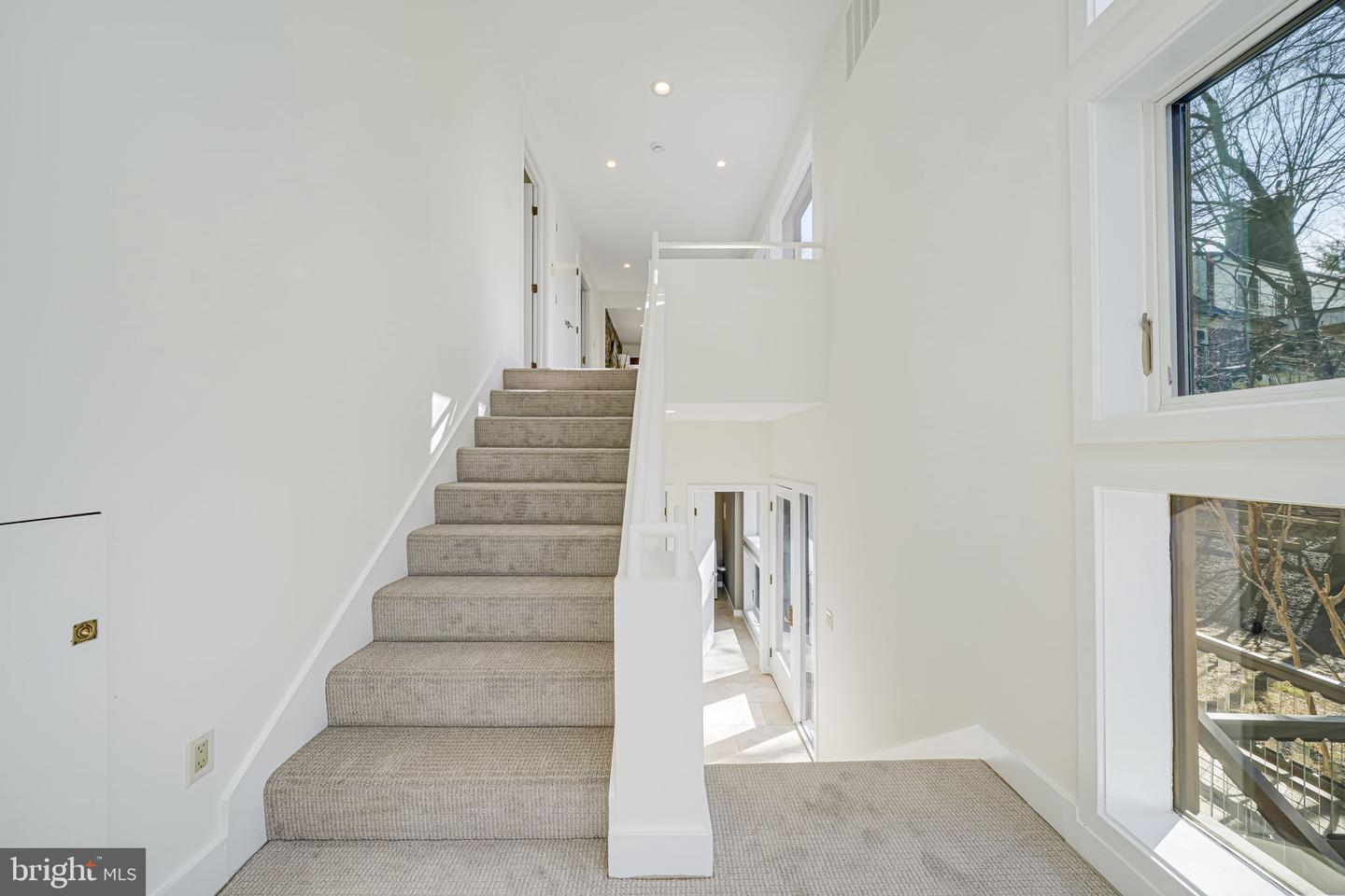 1402 Ingeborg Ct