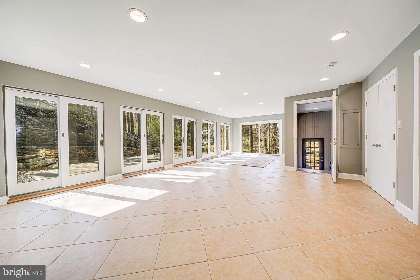 1402 Ingeborg Ct