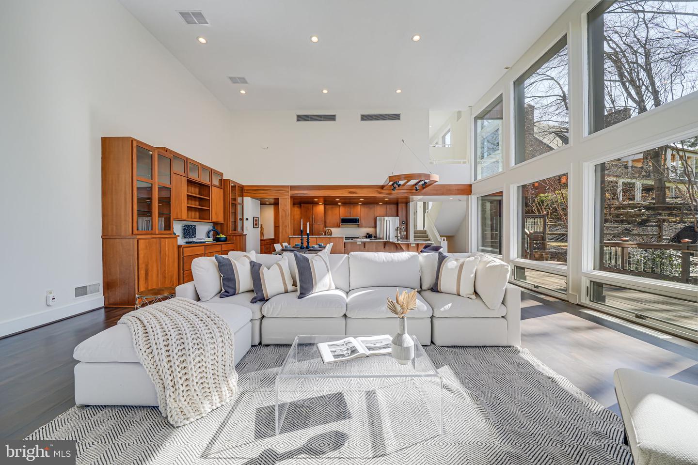 1402 Ingeborg Ct