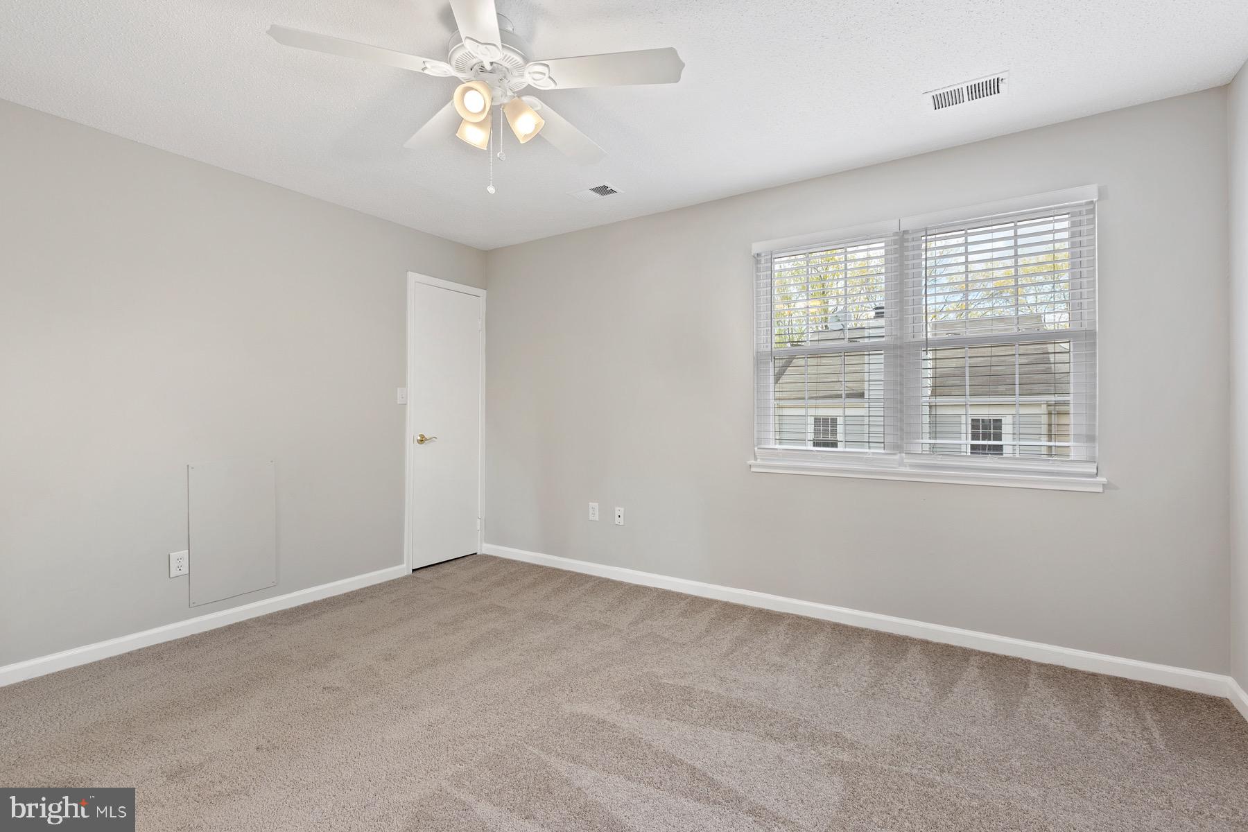 2384 BRANLEIGH PARK COURT