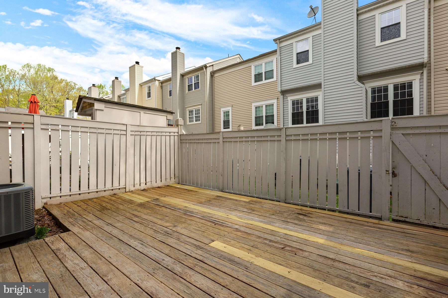 2384 BRANLEIGH PARK COURT