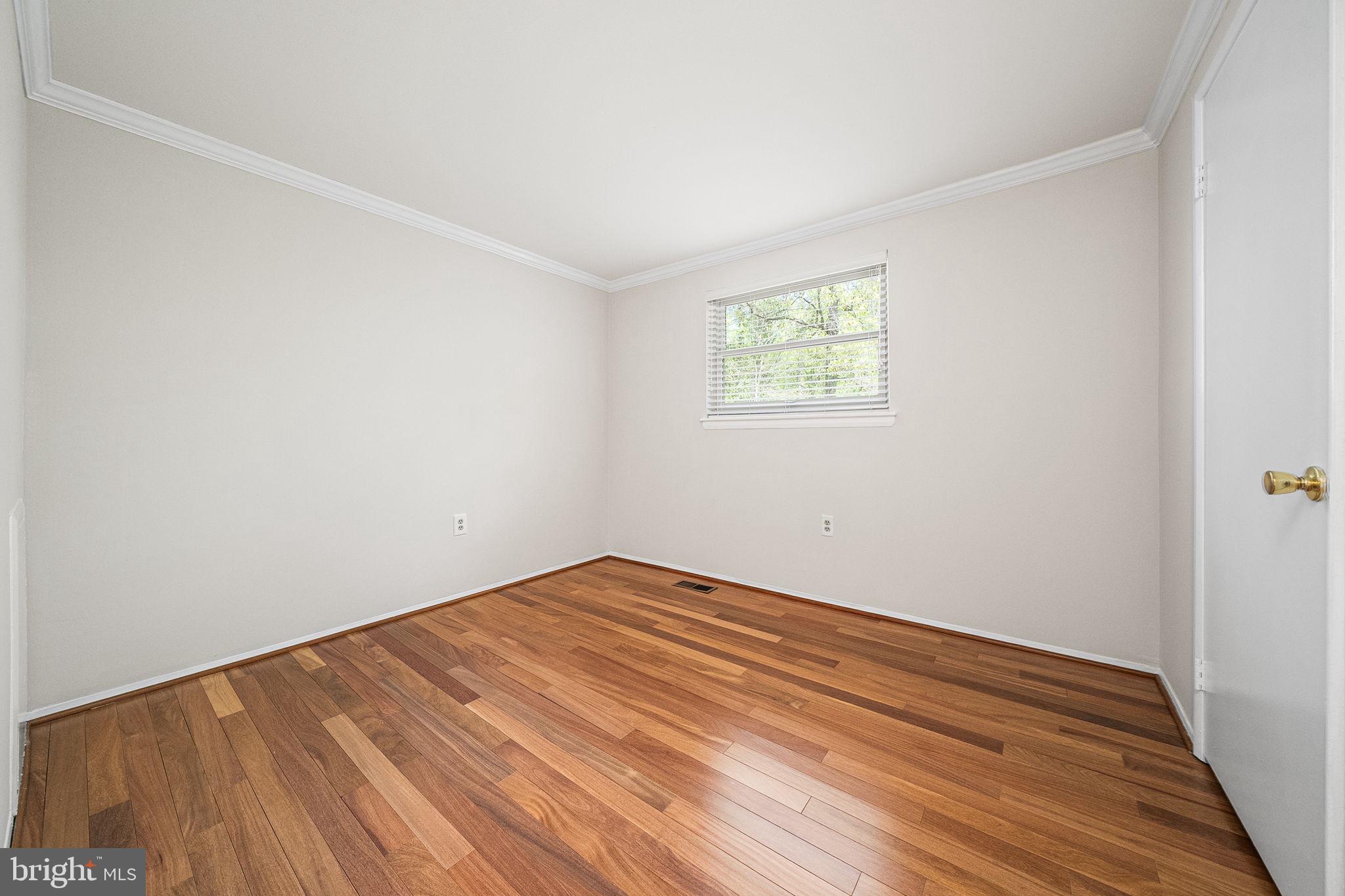 9612 LINDENBROOK STREET