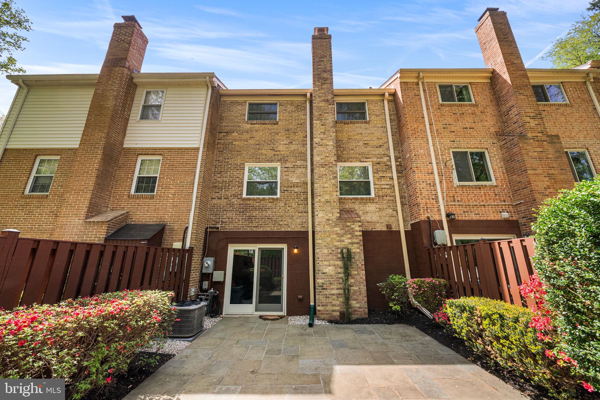 9612 LINDENBROOK STREET