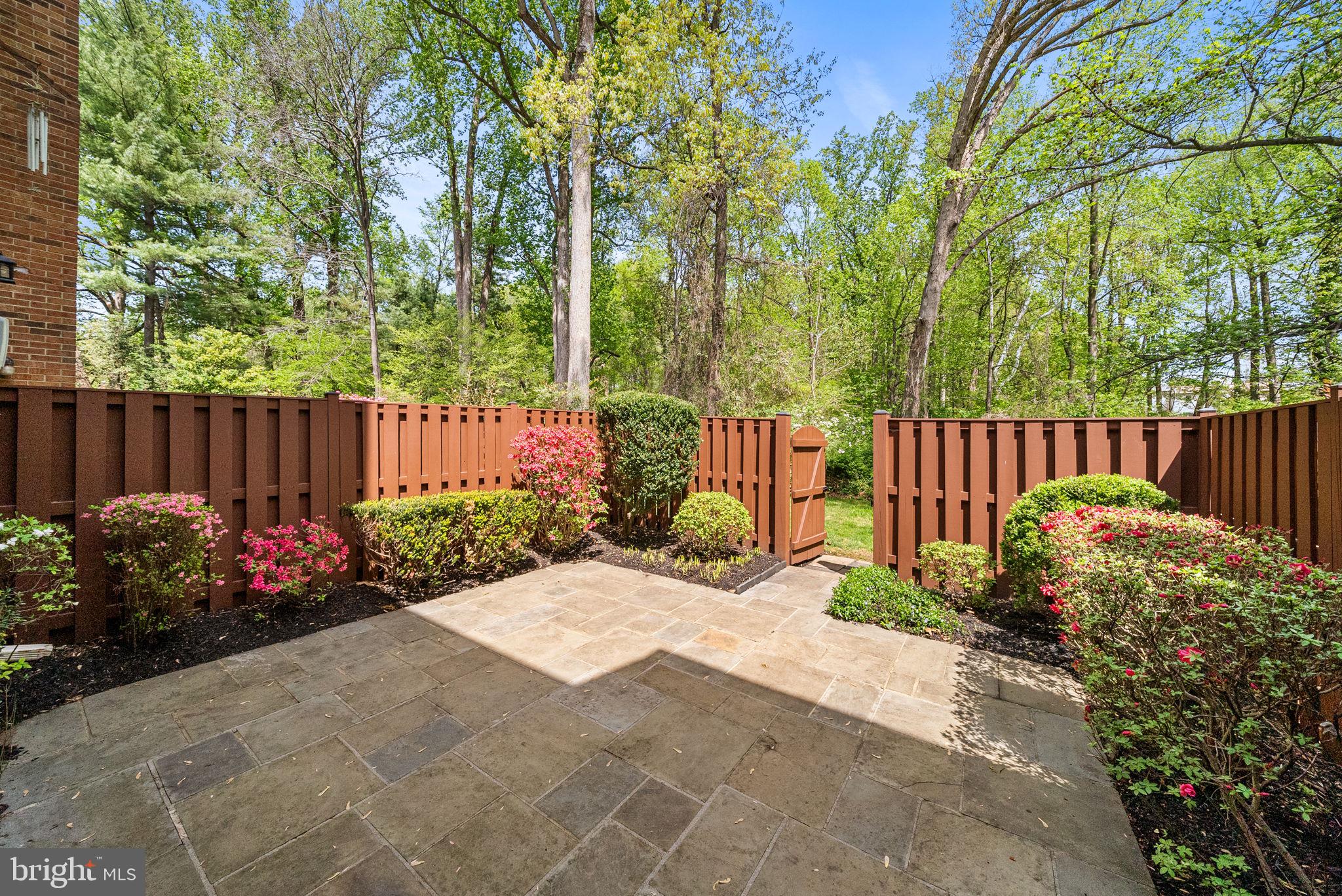 9612 LINDENBROOK STREET