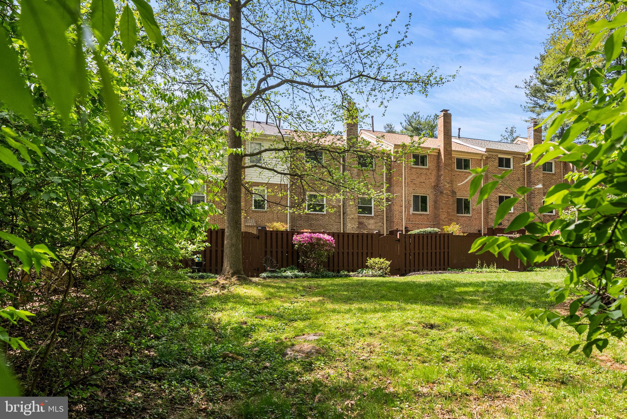 9612 LINDENBROOK STREET