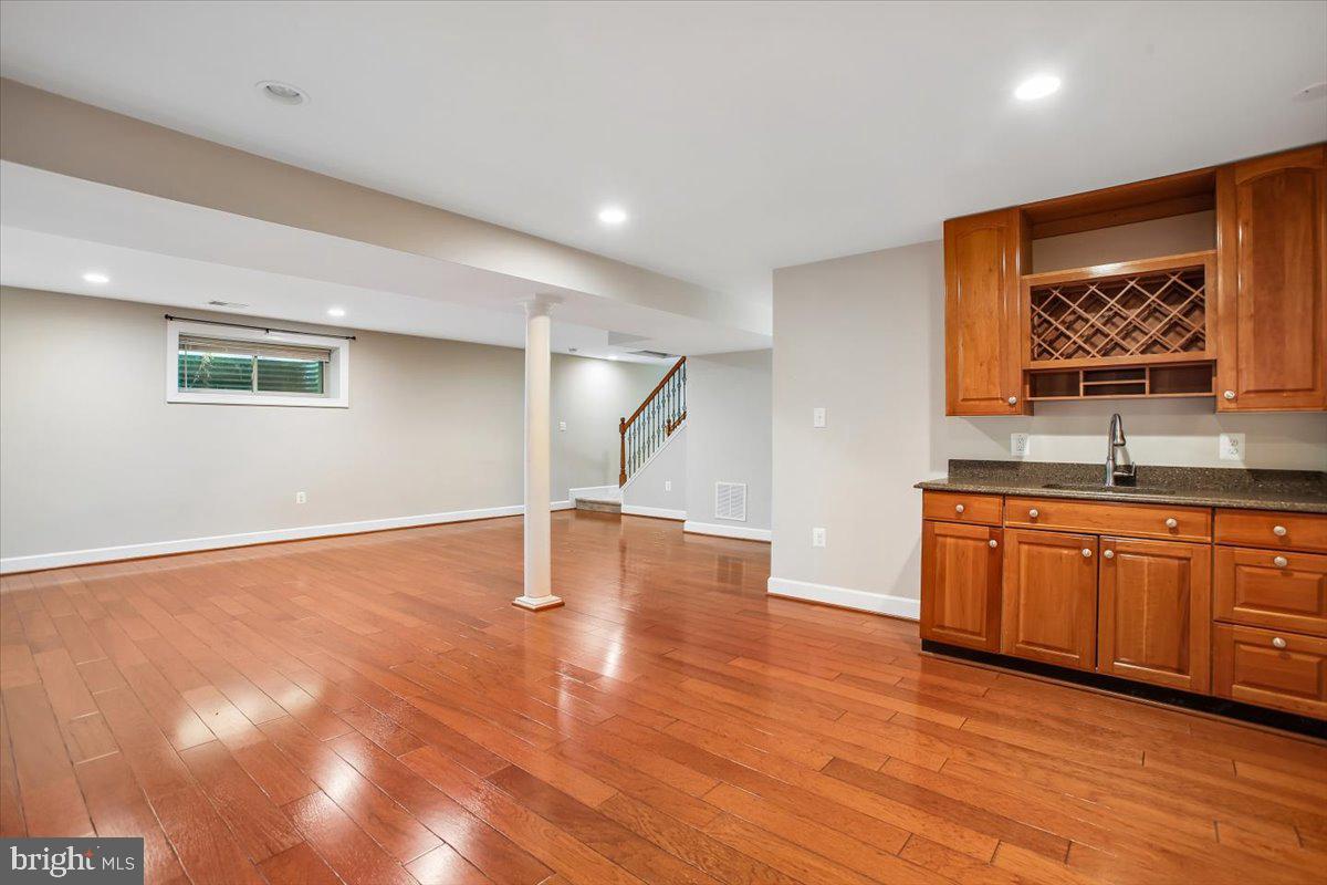 4107 WOODLARK DRIVE