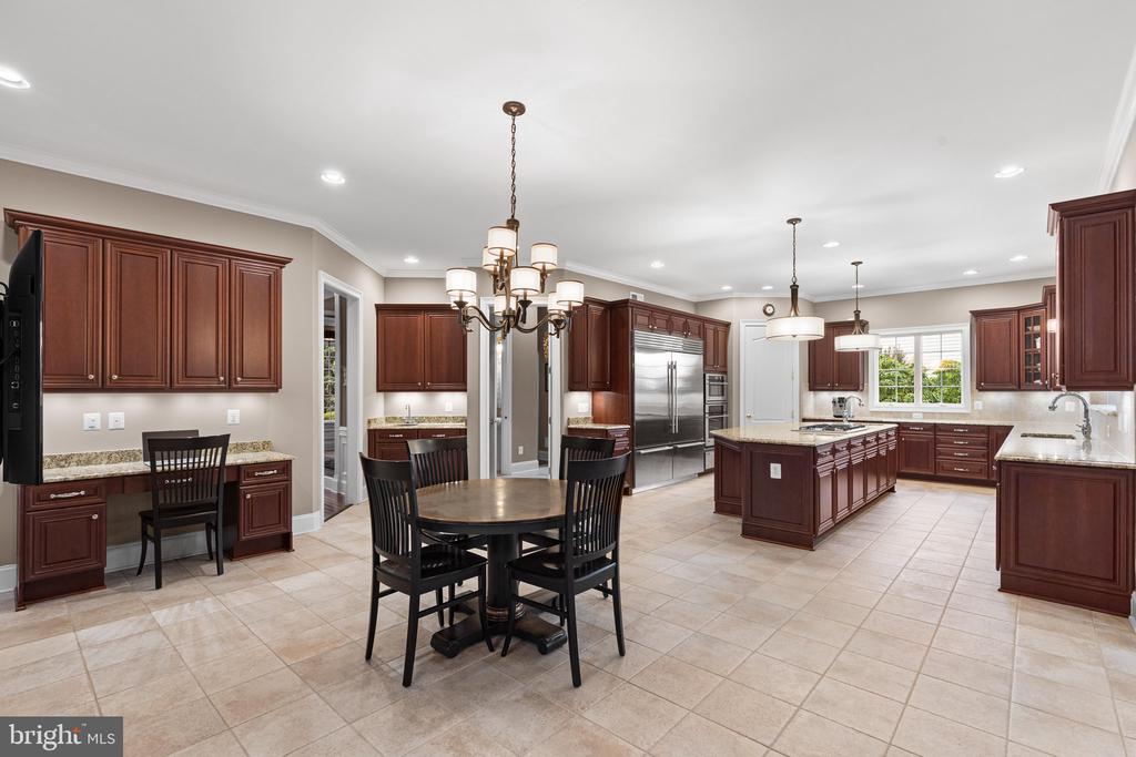 43154 MEADOW GROVE DRIVE
