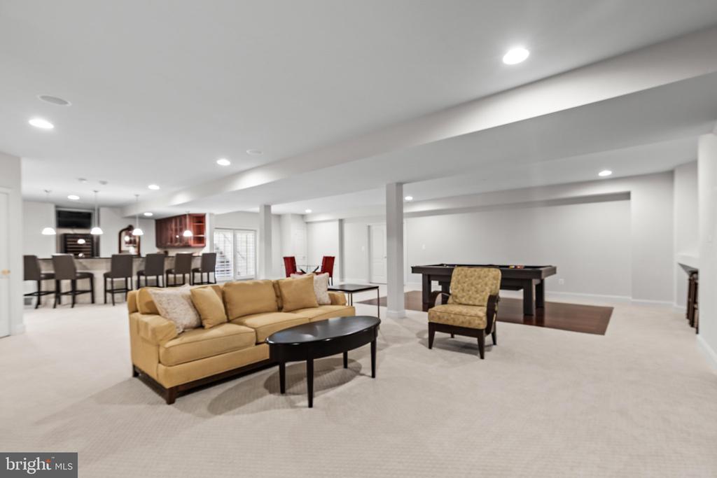 43154 MEADOW GROVE DRIVE