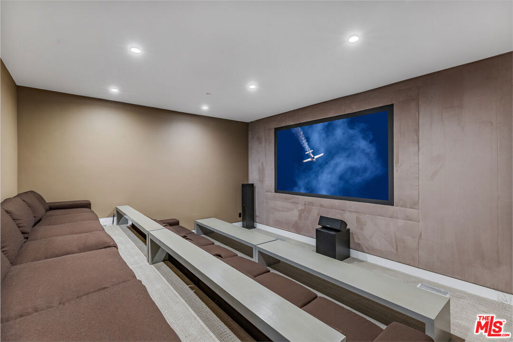 1654 Blue Jay Way
