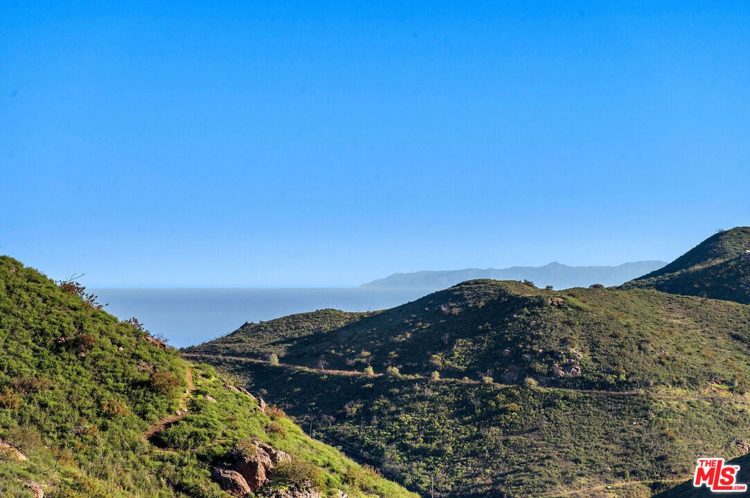 33340 Mulholland Hwy