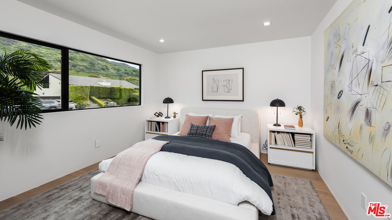 20494 Royal Stone Dr