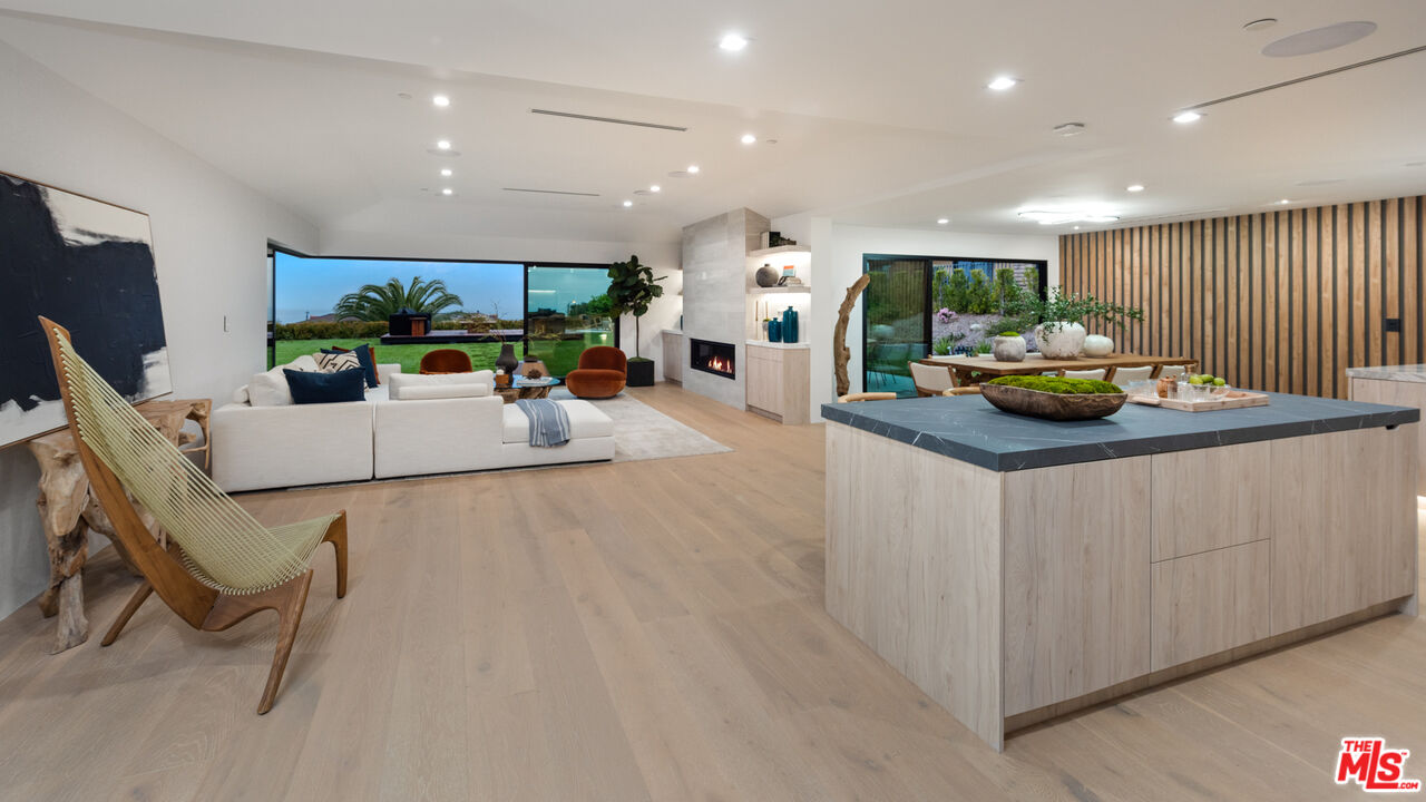 20494 Royal Stone Dr