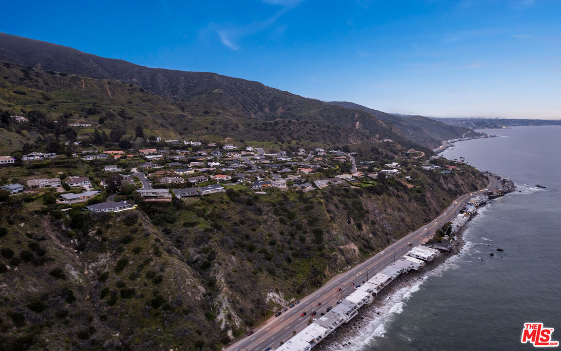 20494 Royal Stone Dr