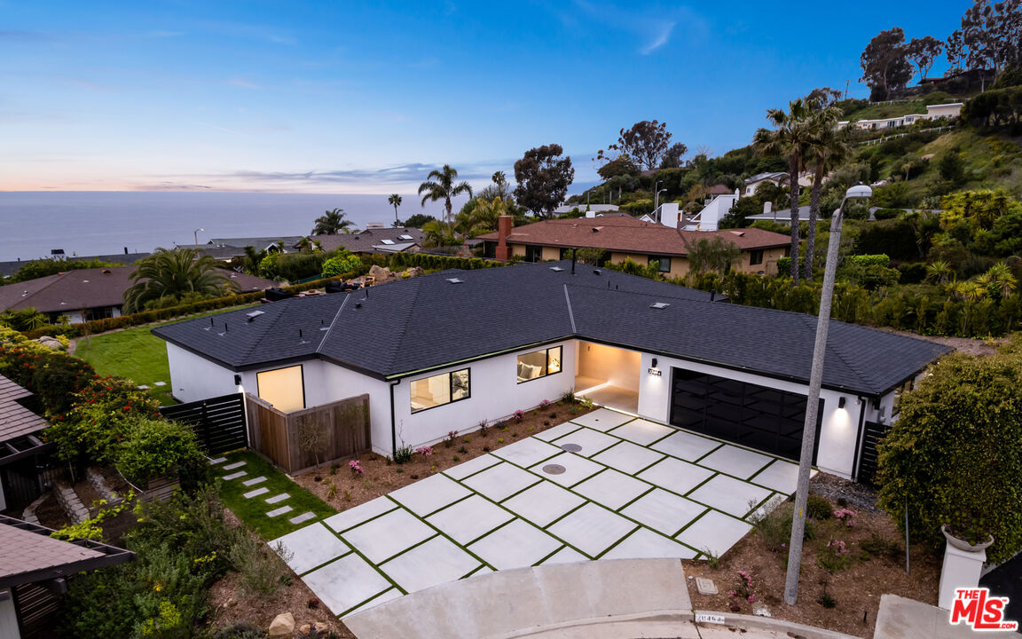 20494 Royal Stone Dr