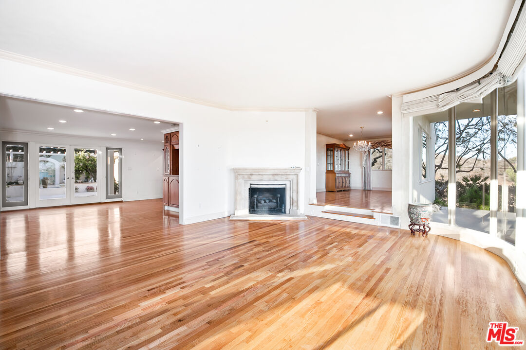 1425 Chautauqua Blvd