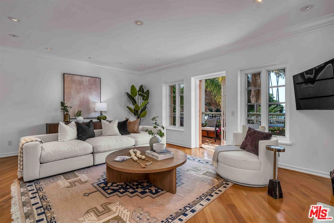 603 OCEAN AVE Unit: 2S