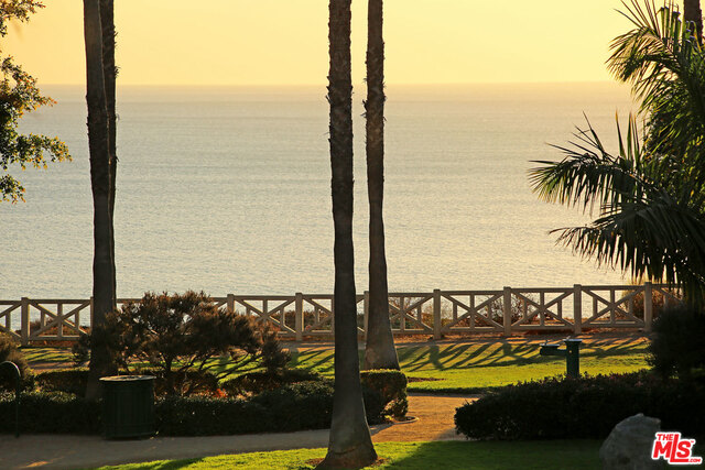 603 OCEAN AVE Unit: 2S