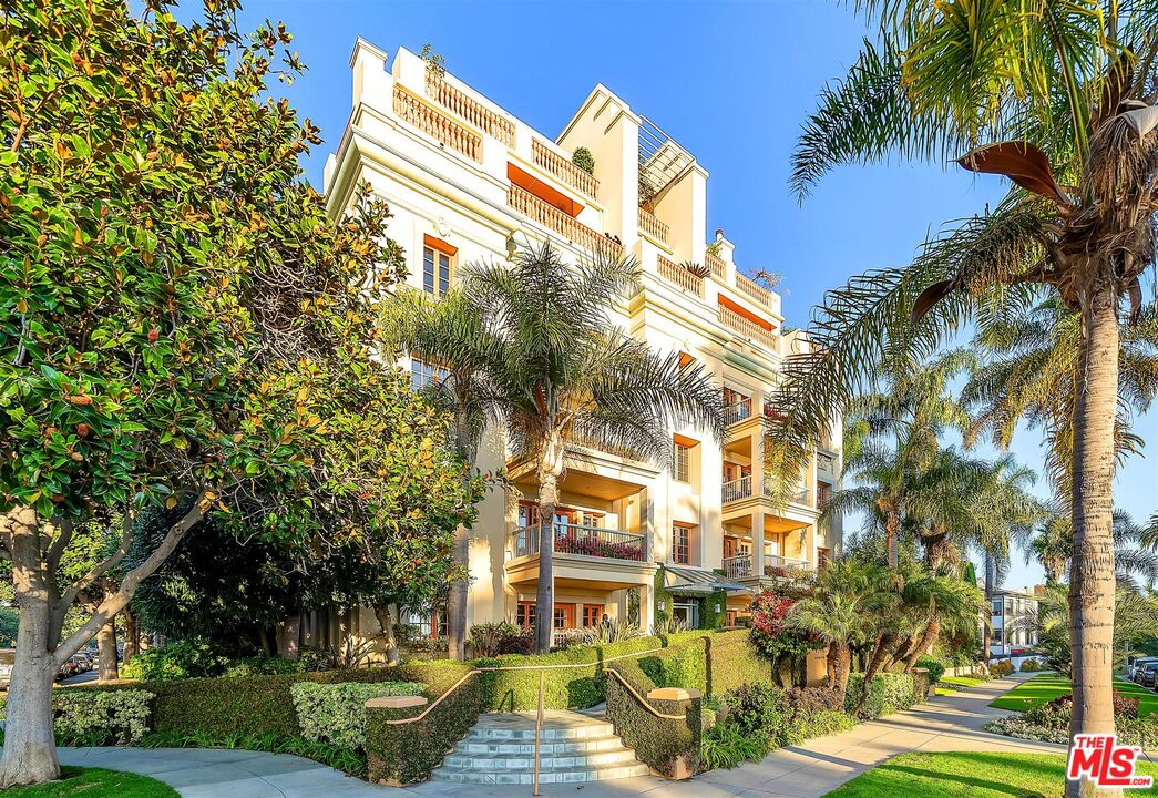 603 OCEAN AVE Unit: 2S