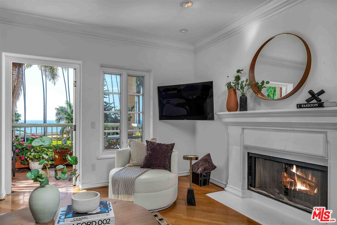 603 OCEAN AVE Unit: 2S