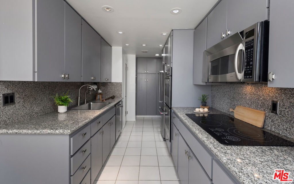 10590 Wilshire Blvd, #1502