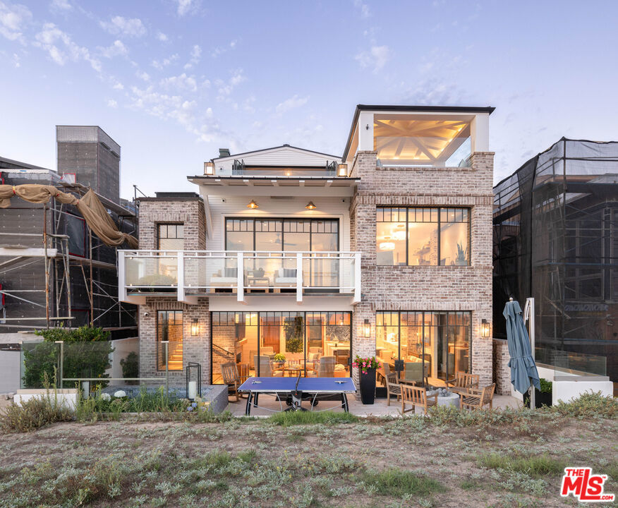 1706 E Oceanfront
