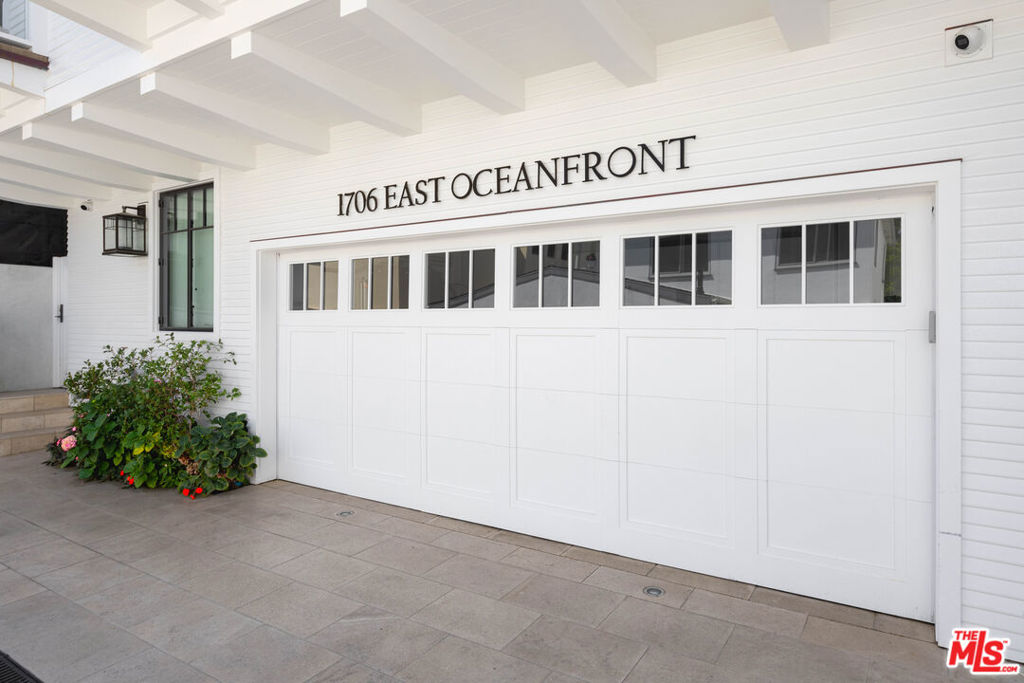 1706 E Oceanfront