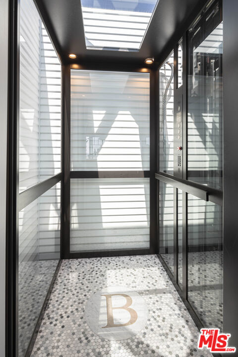 1706 E Oceanfront