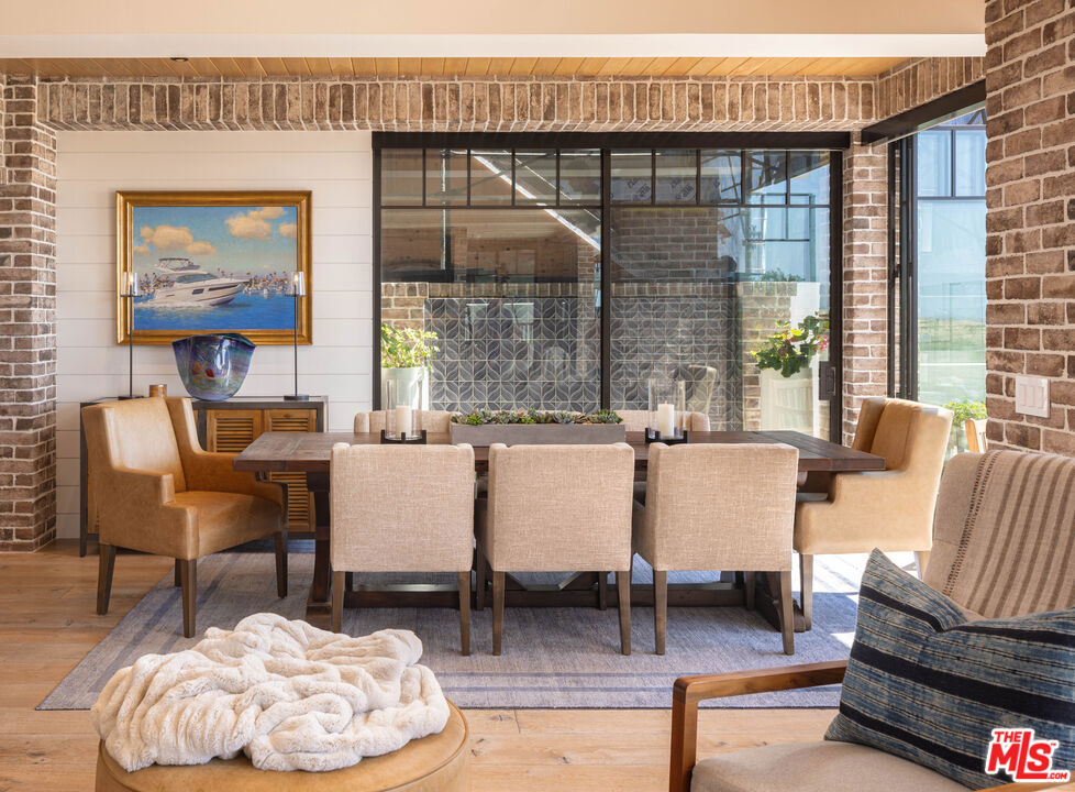 1706 E Oceanfront