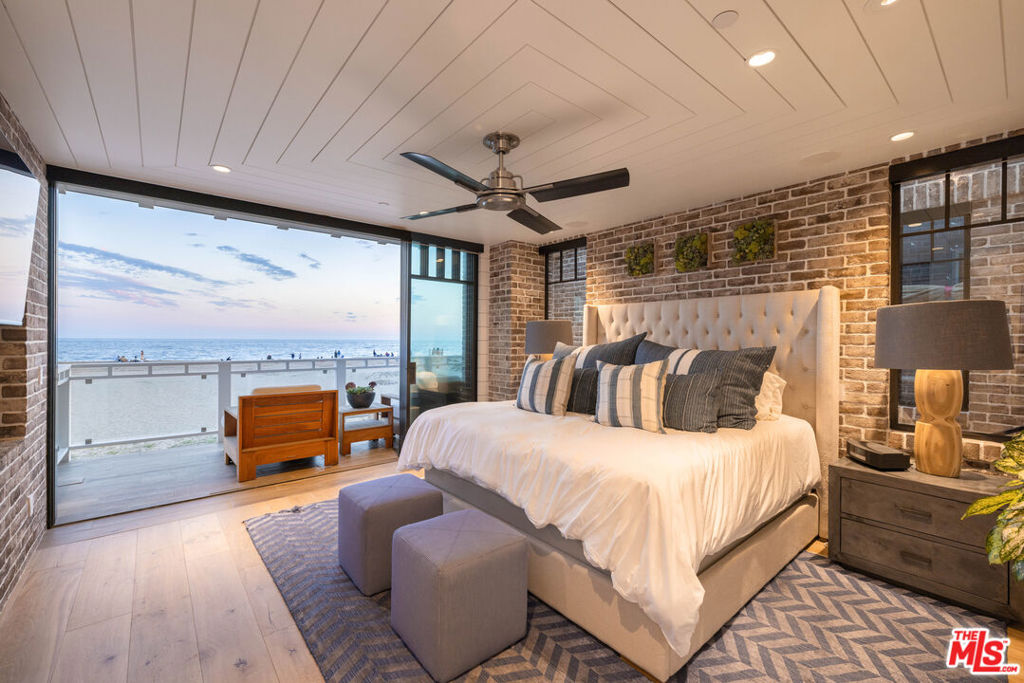 1706 E Oceanfront
