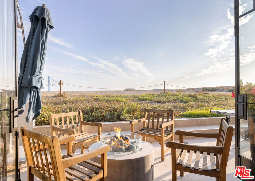 1706 E Oceanfront