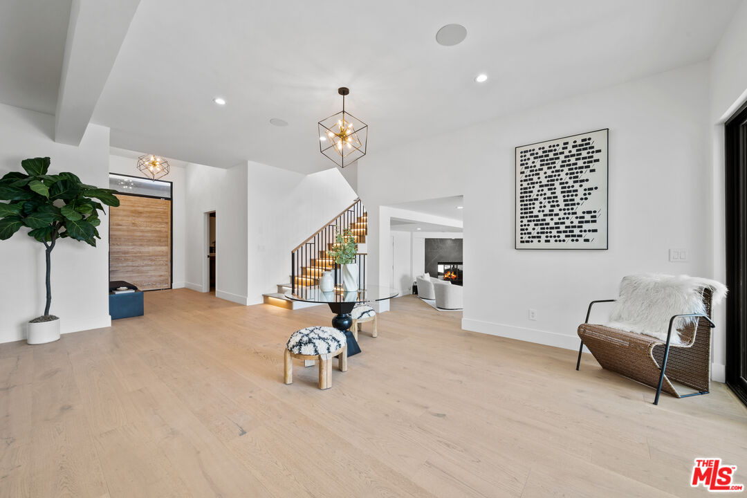 29343 Whitley Collins Dr