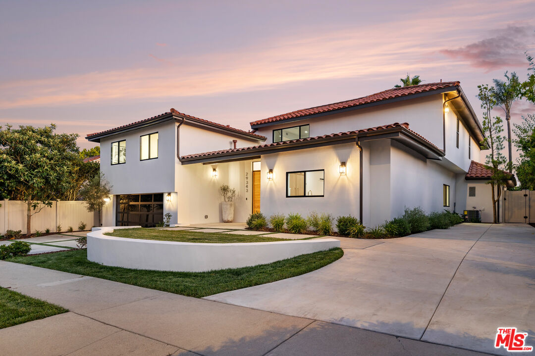 29343 Whitley Collins Dr