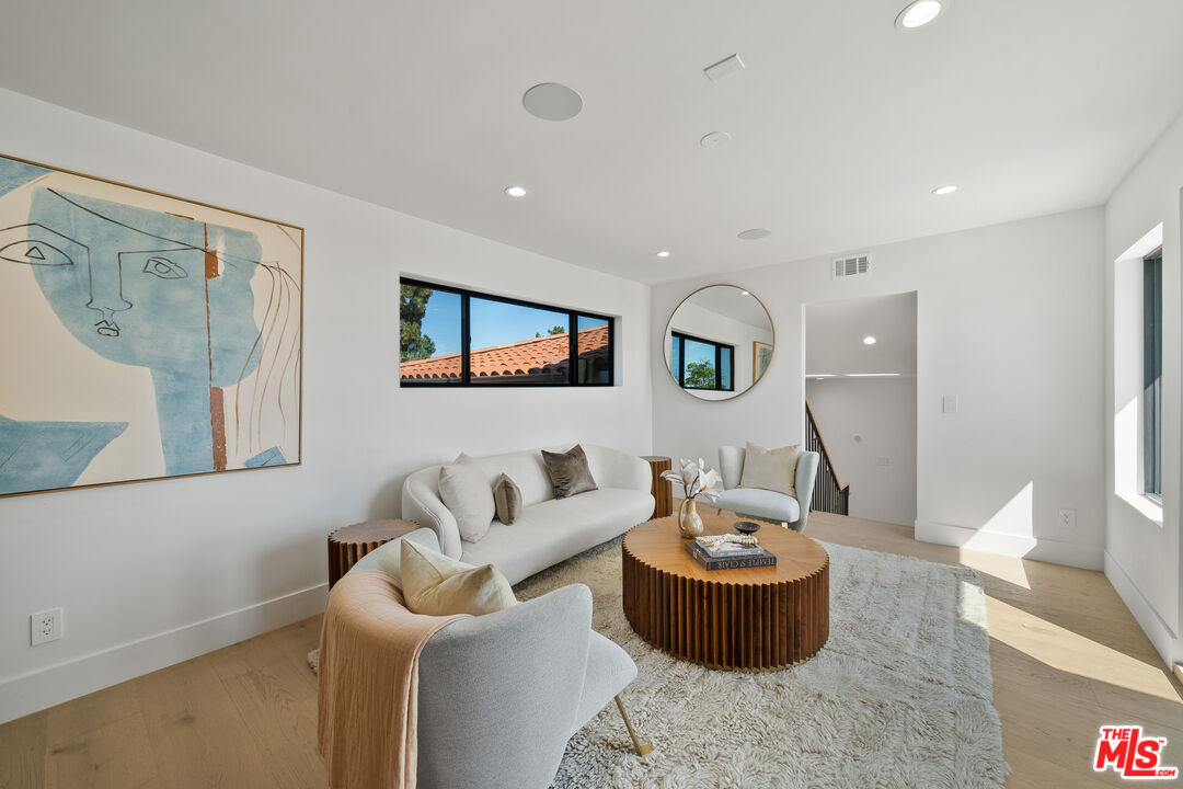 29343 Whitley Collins Dr