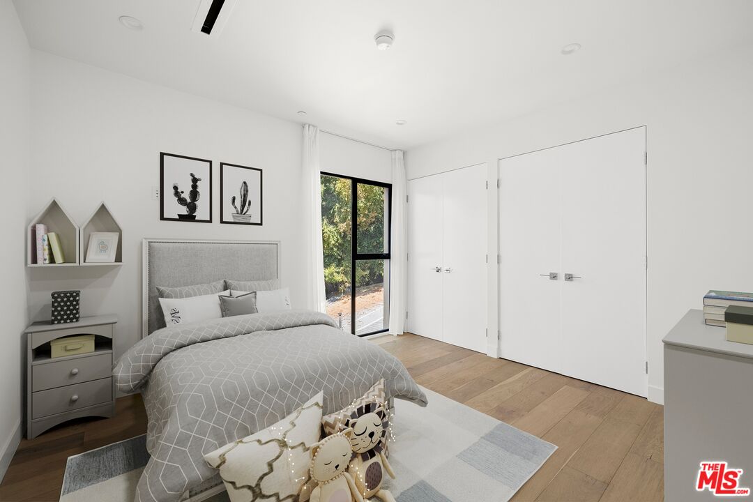 1533 N Vista St Unit: 301