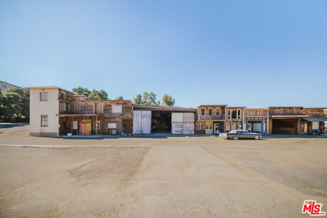 25933 Sand Canyon Rd