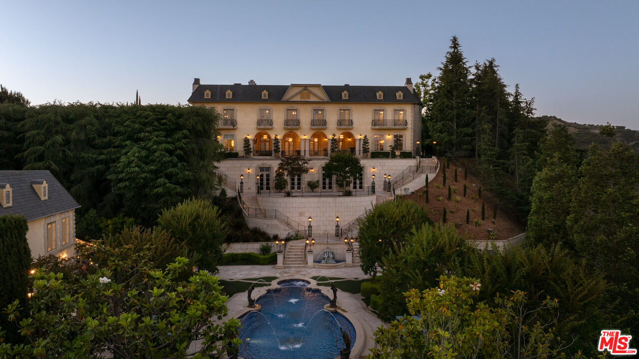 1420 Davies Dr