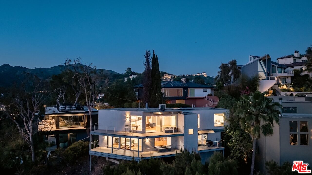 5675 Spreading Oak Dr