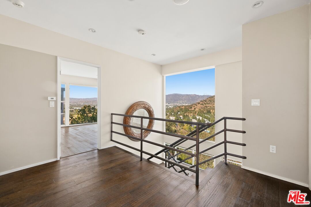 3488 Troy Dr