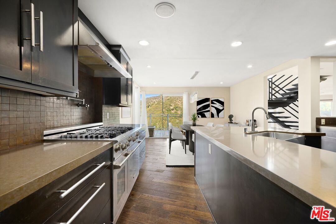 3488 Troy Dr