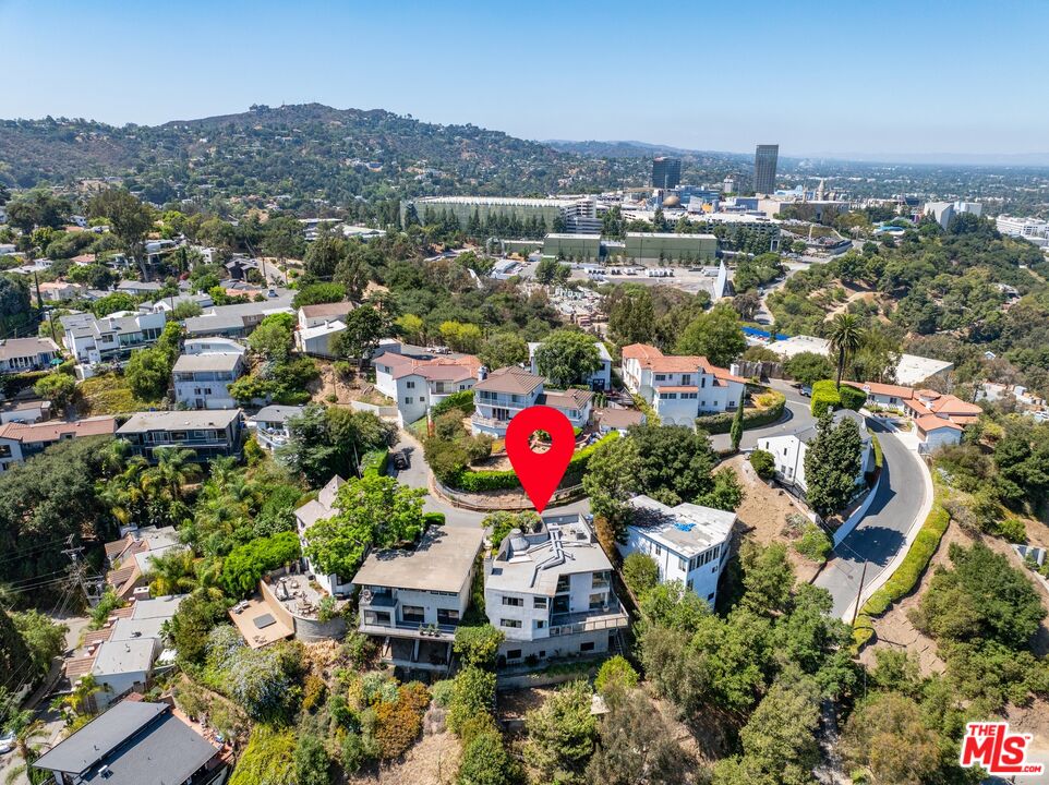 3488 Troy Dr