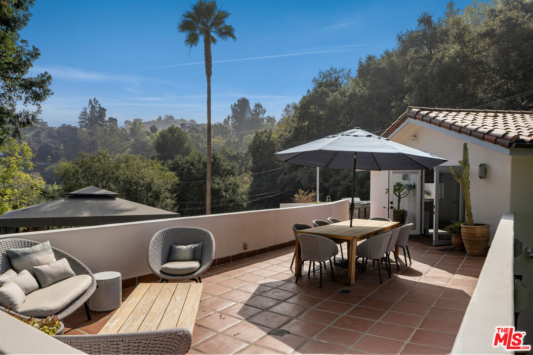 8701 Wonderland Park Ave