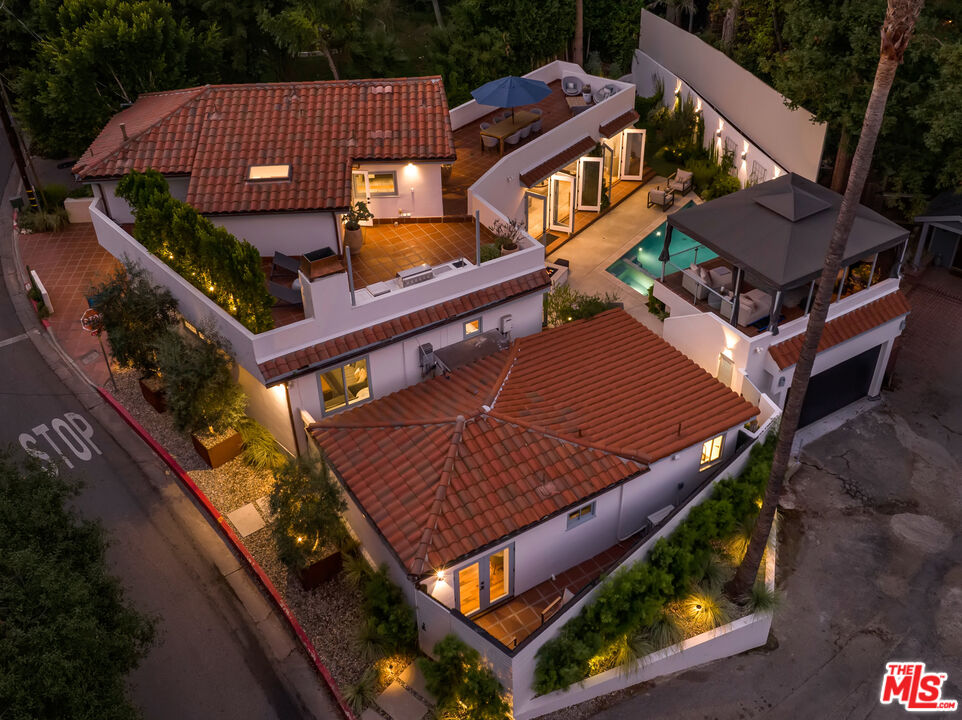 8701 Wonderland Park Ave