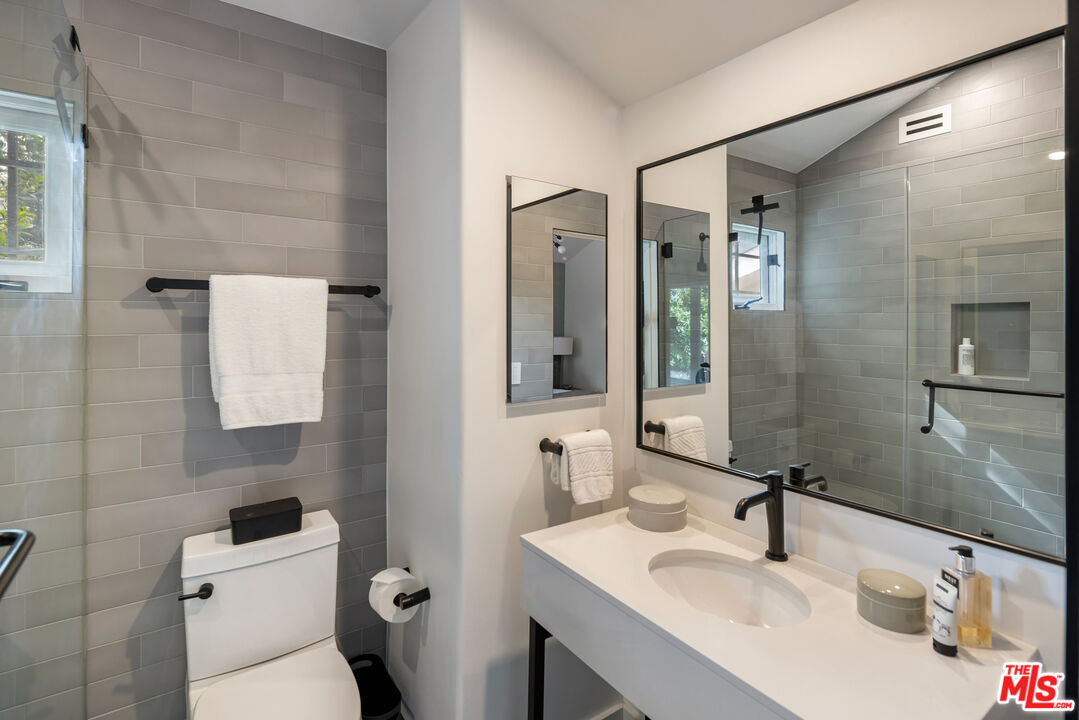 8701 Wonderland Park Ave